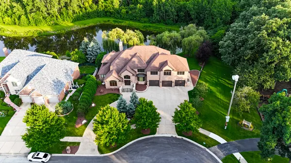 21459 Brittany DR, Frankfort, IL 60423