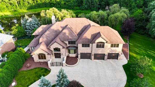 21459 Brittany DR, Frankfort, IL 60423