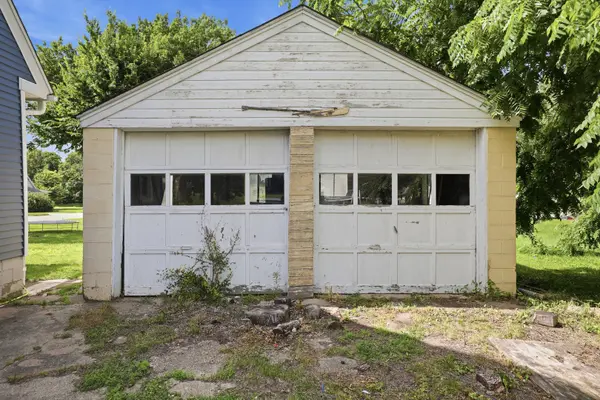 1723 W 4th ST, Dixon, IL 61021