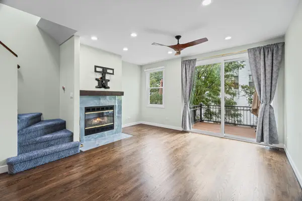 1835 W Oakdale AVE #C, Chicago, IL 60657