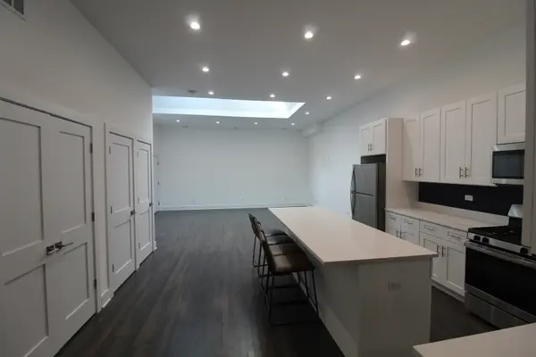 1474 N Milwaukee AVE #3F, Chicago, IL 60622