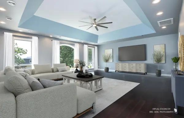 1000 E Ardyce LN, Mount Prospect, IL 60056