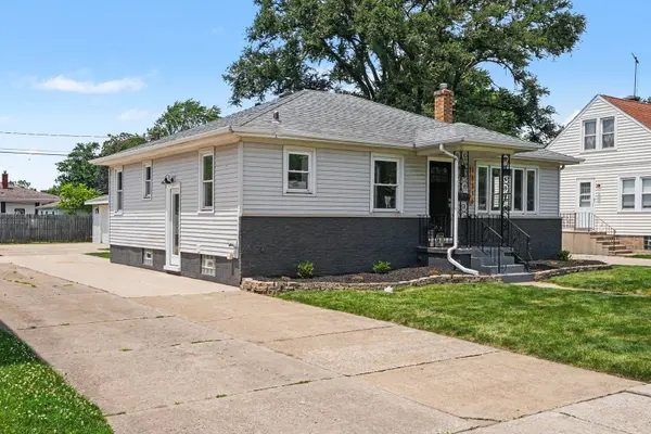 18316 Sherman ST, Lansing, IL 60438