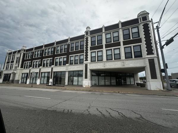 2401 4TH AVE, Rock Island, IL 61201