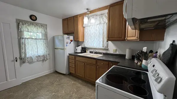 319 S Linn AVE, New Hampton, IA 50659