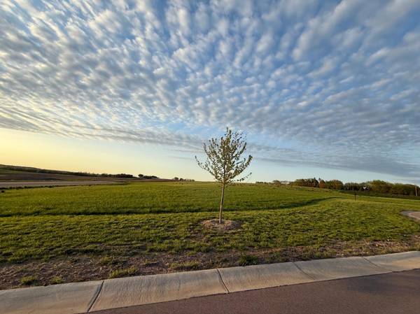 7968 Eldorado RD, Prior Lake, MN 55372