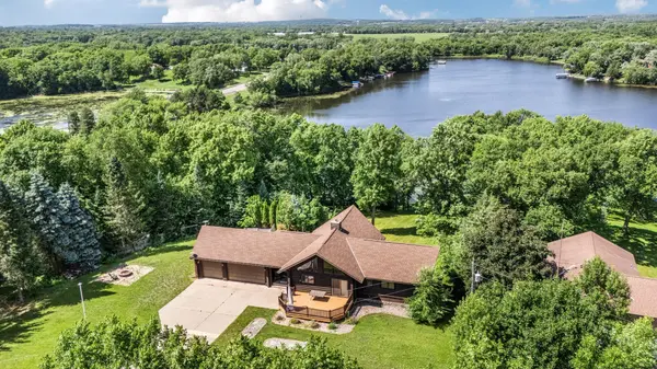 20368 Edgehill CIR, Richmond, MN 56368