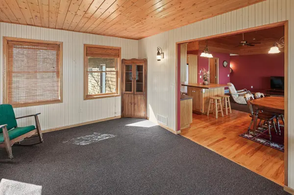 10209 Amery AVE NW, Monticello, MN 55362