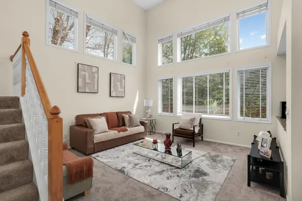 15765 25th PL N, Plymouth, MN 55447