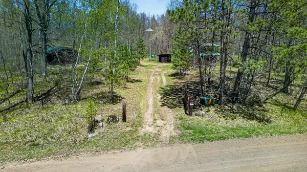 32710 Kettle River RD, Hinckley, MN 55037