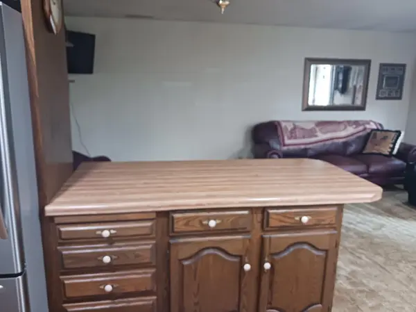606 3rd ST SW, Stewartville, MN 55976