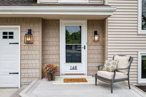 148 Stacy CIR, Waconia, MN 55387