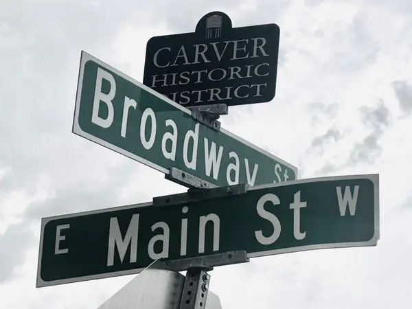 113 4th ST E, Carver, MN 55315