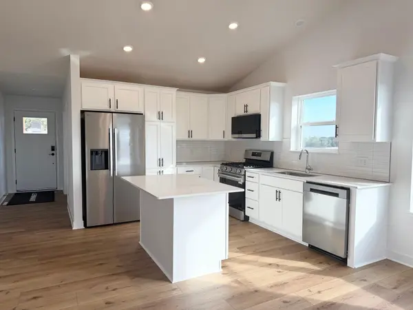 1817 Lincoln AVE, Saint Paul Park, MN 55016