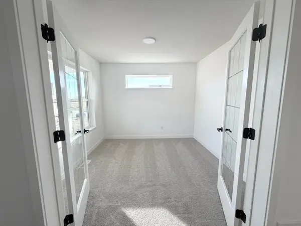 1817 Lincoln AVE, Saint Paul Park, MN 55016