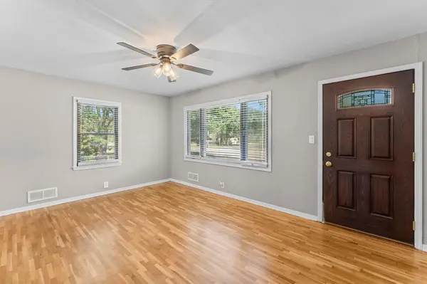5911 Hodgson RD, Shoreview, MN 55126