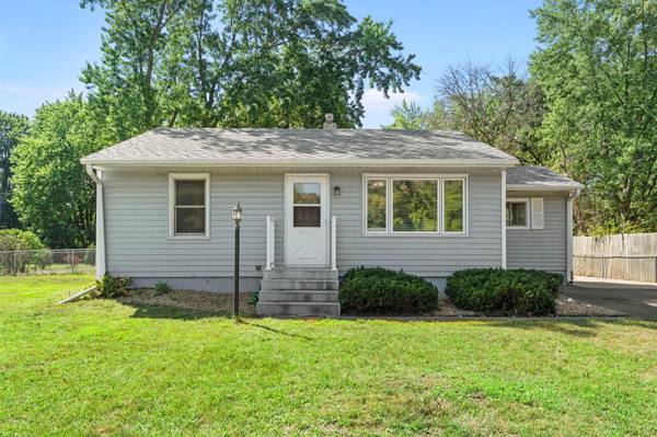 5911 Hodgson RD, Shoreview, MN 55126