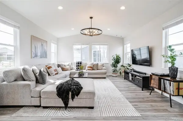 9330 Dunraven ST, Arvada, CO 80007