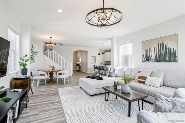 9330 Dunraven ST, Arvada, CO 80007