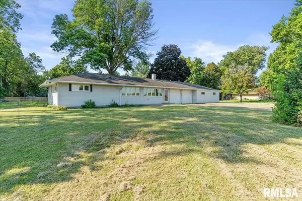 400 Southwind RD, Springfield, IL 62703