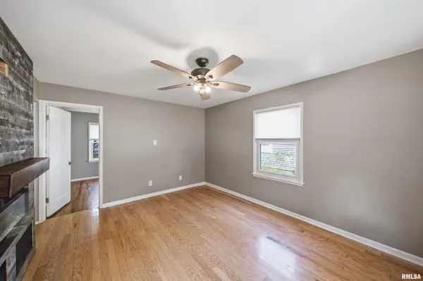 1705 N BOURLAND AVE, Peoria, IL 61604