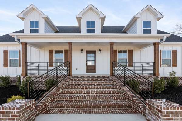 8184 Gideon Rd, Greenbrier, TN 37073