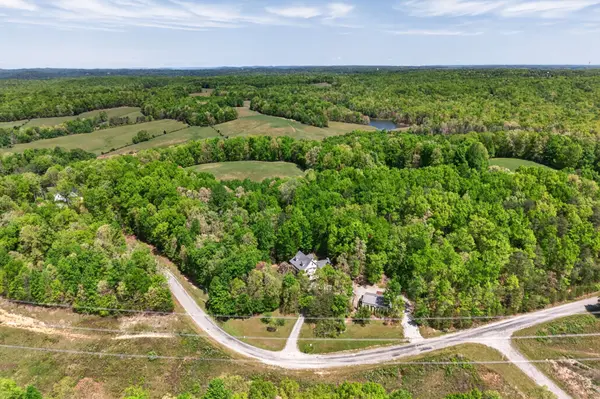 2144 Street Place Loop, Monterey, TN 38574
