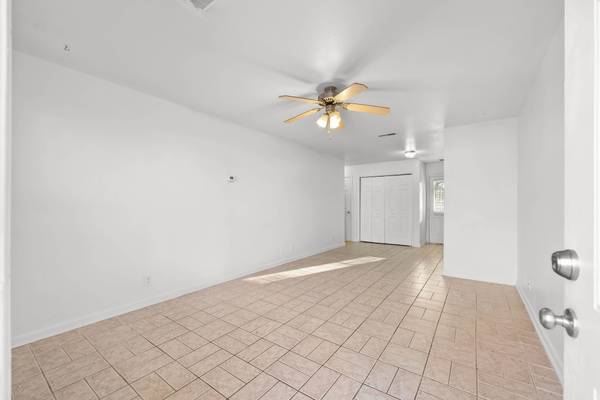535 Lafayette Rd #F, Clarksville, TN 37042