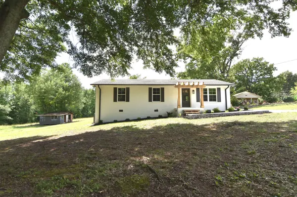 41 Peppertown Rd, Loretto, TN 38469