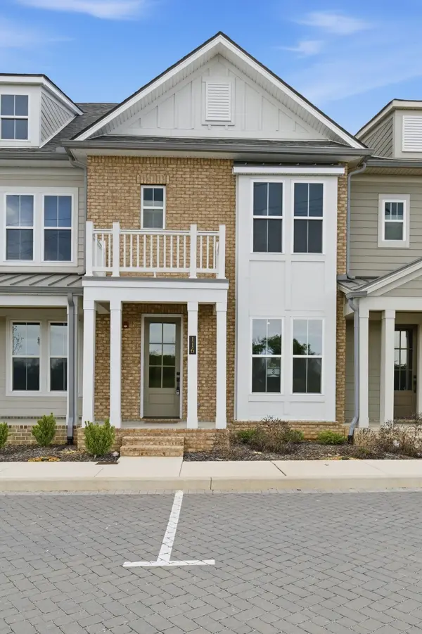 116 Nearwater Place, Hendersonville, TN 37075