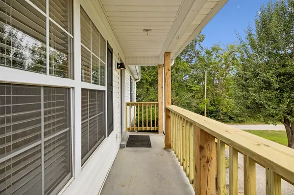 7907 Crossroads Dr, Lyles, TN 37098