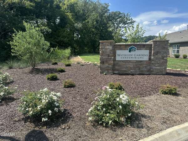 645 Snowflower Circle #140, Pigeon Forge, TN 37863