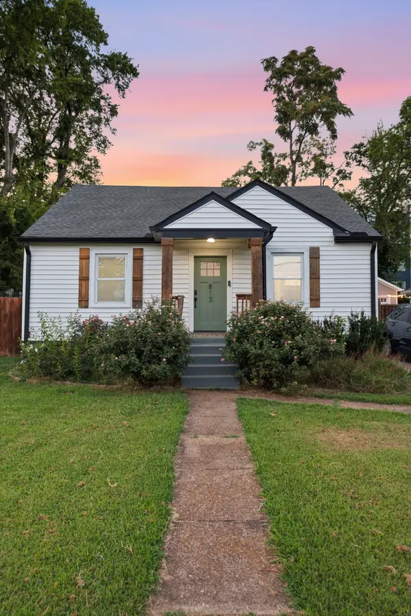 813 Chickasaw Ave, Nashville, TN 37207