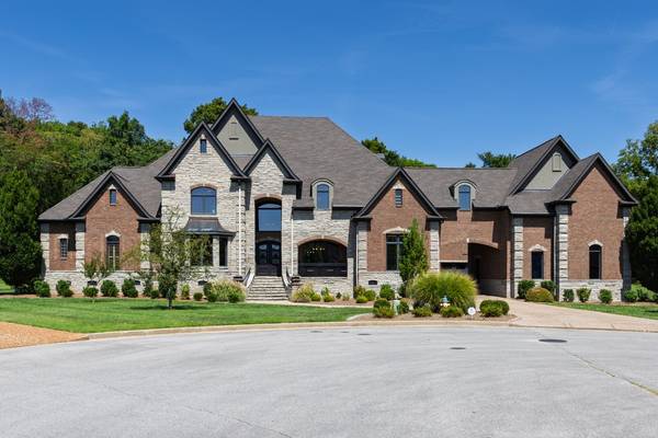 107 Glenhaven Ct, Lebanon, TN 37087