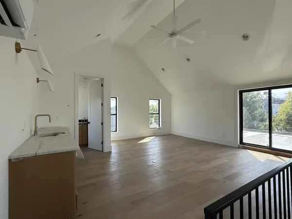 108A N 9th St, Nashville, TN 37206