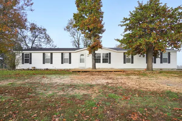 469 Clear Top Lane, Lampe, MO 65681