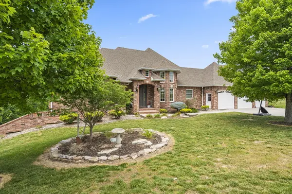 159 Gavins Trail, Walnut Shade, MO 65771