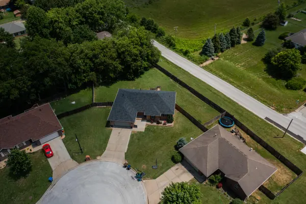 1001 W Broad Street, Republic, MO 65738