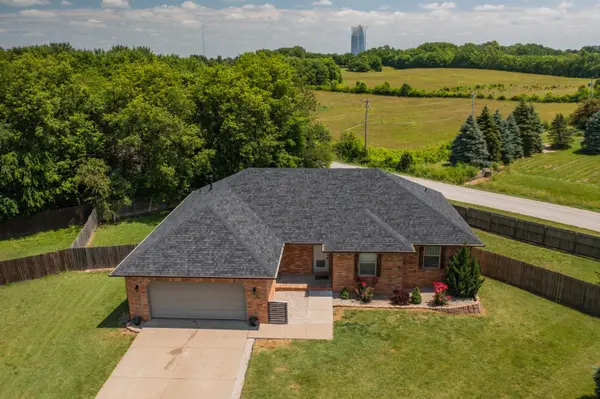 1001 W Broad Street, Republic, MO 65738