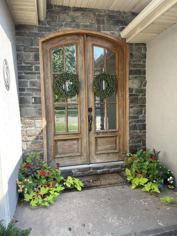 391 Shores Pkwy, Rogersville, MO 65742