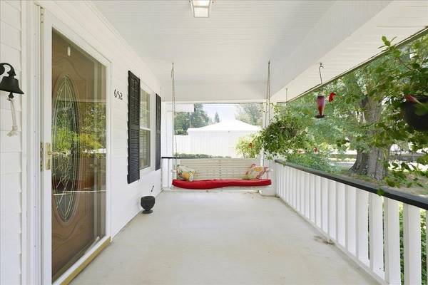 652 Arlington RD, Greer, SC 29651