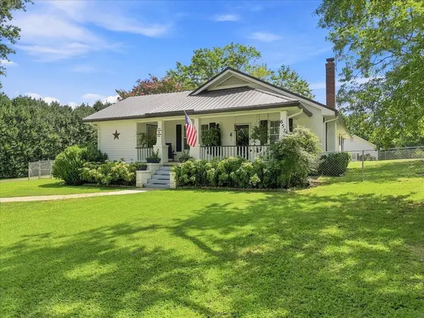 652 Arlington RD, Greer, SC 29651