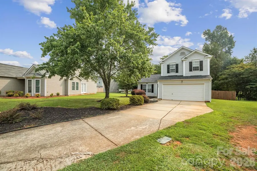 1508 Hollow Maple DR, Charlotte, NC 28216