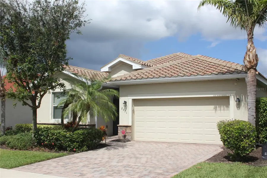 2571 LAURENTINA LN, Cape Coral, FL 33909