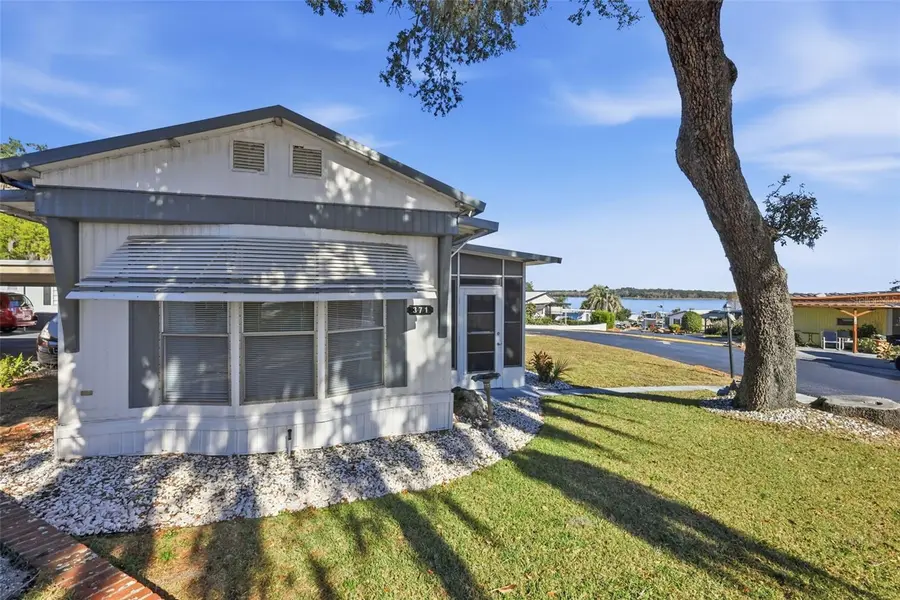 3896 PICCIOLA RD ##371, Fruitland Park, FL 34731