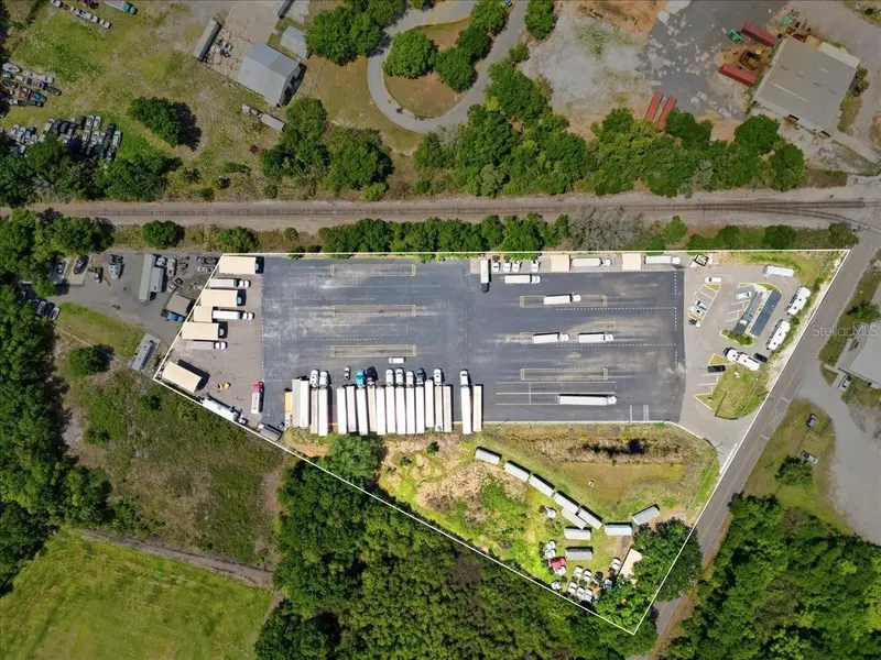 100 S AIRPORT RD, Lake Wales, FL 33859