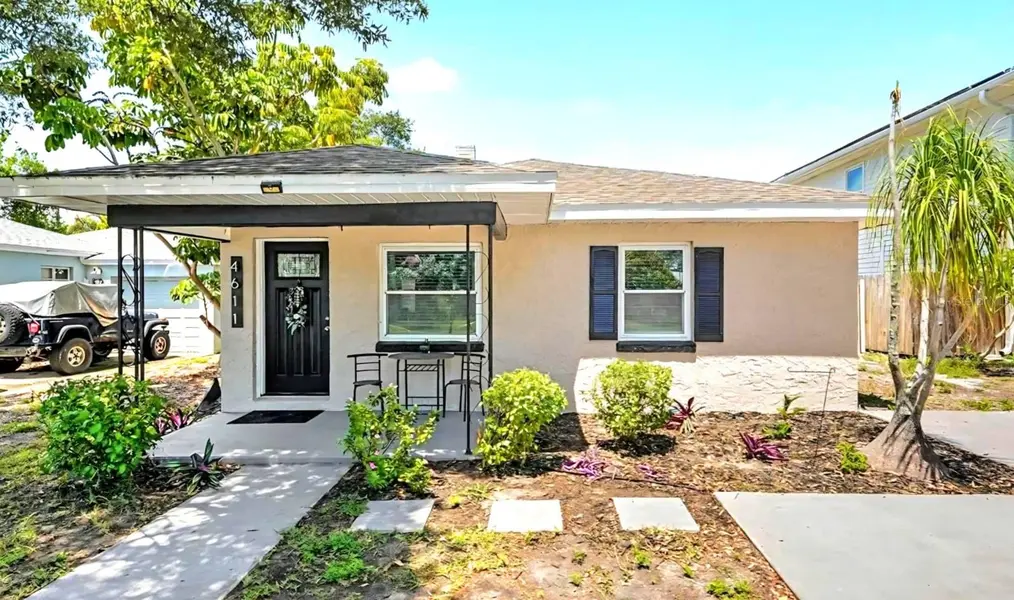 4611 17TH AVE N, St Petersburg, FL 33713