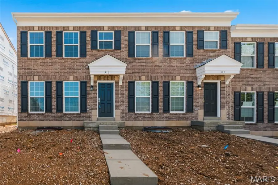 316 Fall Harvest Pkwy, Wentzville, MO 63385