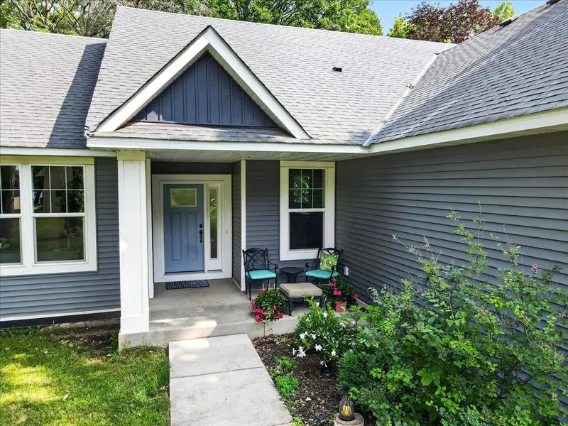 3129 Vale CIR SW, Prior Lake, MN 55372