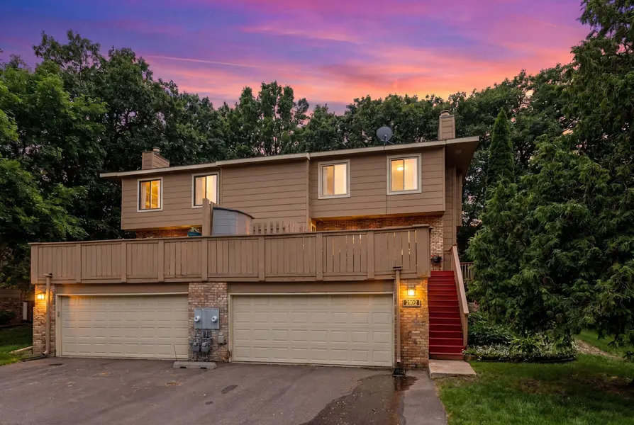 2103 Marquis RD, Golden Valley, MN 55427